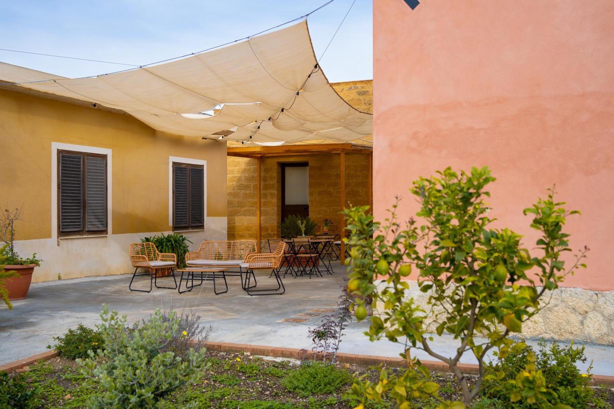 Il Giardino Del Tempio Bed & Breakfast Agrigento Exterior photo